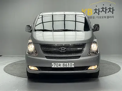 Hyundai Starex 2015, 137064 км, за 9000000 KRW