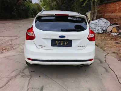 Ford Focus 2014, 60000 км, за 26800 CNY - фото 8