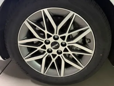 Genesis G80 2025, 22216 км, за 28560000 KRW