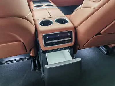 Li Auto Li L9 2024, 50000 км, за 259800 CNY