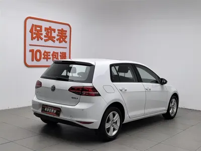 Volkswagen Golf 2018, 70700 км, за 45800 CNY
