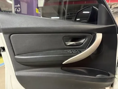 BMW 3-Series 2015, 107520 км, за 9800000 KRW - фото 19