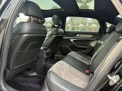 Audi A6L 2023, 42000 км, за 185799 CNY - фото 6