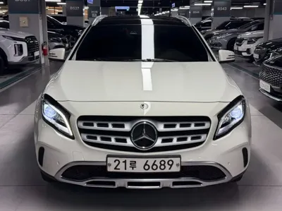 Mercedes-Benz GLA-Class · 2018 год