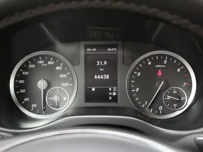 Mercedes-Benz Vito 2020, 76000 км, за 149100 CNY - фото 6
