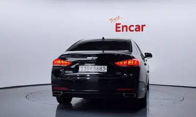 Hyundai Genesis 2015, 136077 км, за 9900000 KRW