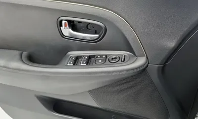 Kia Carens 2015, 146514 км, за 7500000 KRW - фото 17