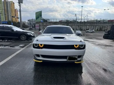 Dodge Challenger · 2017 год