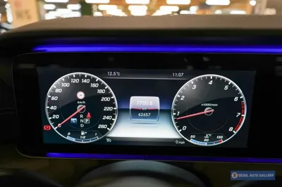 Mercedes-Benz E-Class 2019, 62650 км, за 28500000 KRW - фото 8