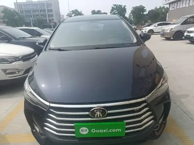 BYD MAX 2018, 112800 км, за 28900 CNY