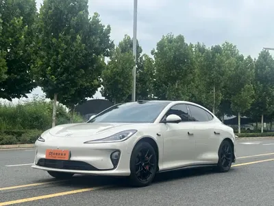 IM IM L6 · 2025 год