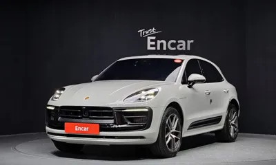 Porsche Macan · 2023 год