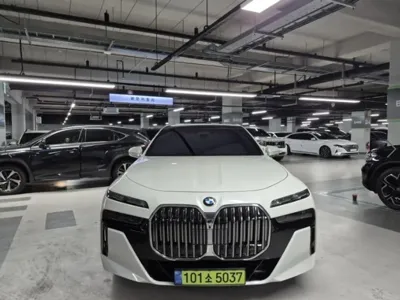 BMW 7-Series 2024, 22995 км, за 112900000 KRW