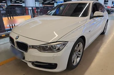 BMW 3 Series 2015, 186000 км, за 54791.63 CNY - фото 1