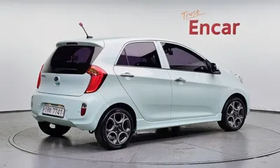 Kia Morning 2013, 98906 км, за 4200000 KRW