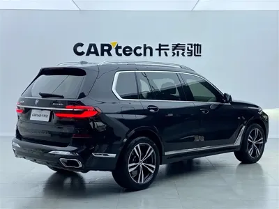 BMW X7 2023, 56000 км, за 588800 CNY
