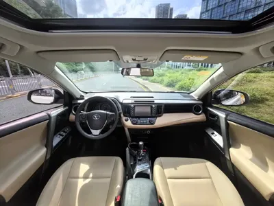 Toyota RAV4 2017, 93000 км, за 63800 CNY - фото 9