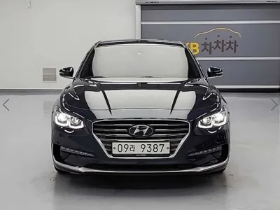 Hyundai Grandeur 2018, 204043 км, за 8490000 KRW