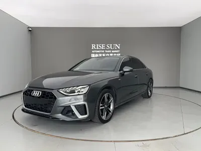 Audi A4L · 2020 год