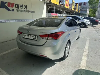 Hyundai Avante 2012, 125474 км, за 3600000 KRW