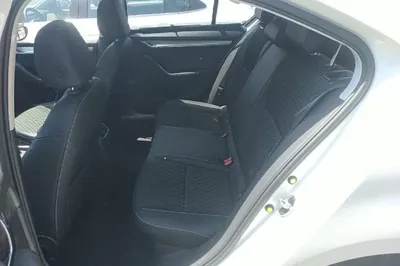 Skoda Octavia 2018, 78300 км, за 53146.52 CNY - фото 22