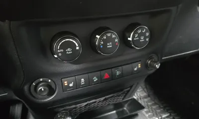 Jeep Wrangler 2016, 67433 км, за 25500000 KRW - фото 17