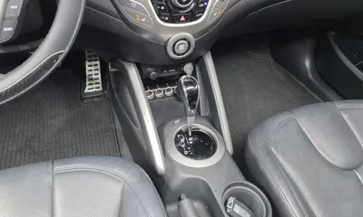 Hyundai Veloster 2012, 60615 км, за 4800000 KRW - фото 9