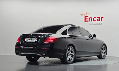 Mercedes-Benz E-Class 2019, 121934 км, за 23900000 KRW