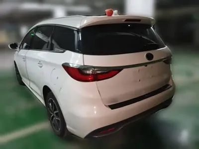 BYD MAX 2019, 120100 км, за 28300 CNY - фото 9