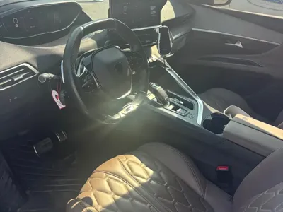 Peugeot 5008 2023, 57000 км, за 116800 CNY