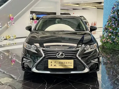 Lexus ES 2016, 230000 км, за 75000 CNY