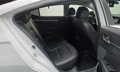 Hyundai Avante 2019, 121212 км, за 9190000 KRW - фото 12