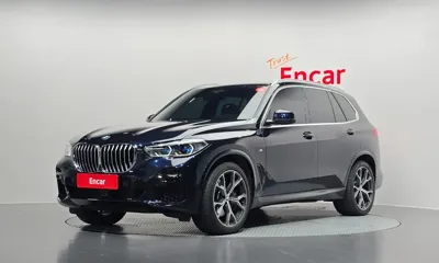 BMW X5 · 2022 год