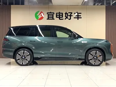 Denza 腾势N8L 2025, 4000 км, за 267600 CNY
