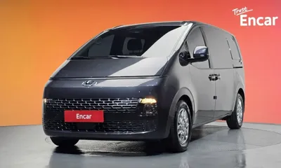Hyundai Staria · 2024 год