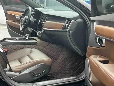 Volvo S90 2024, 38000 км, за 186800 CNY - фото 10