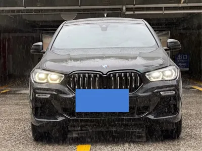 BMW X6 2022, 65000 км, за 309800 CNY