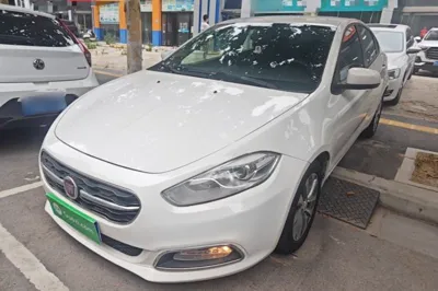 Fiat Viaggio · 2015 год