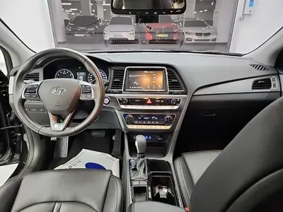 Hyundai Sonata 2018, 47842 км, за 13900000 KRW - фото 7