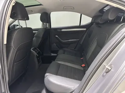 Skoda Superb 2022, 24000 км, за 127800 CNY - фото 9