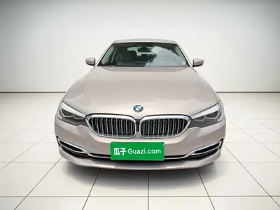 BMW 5 Series 2018, 100600 км, за 117200 CNY