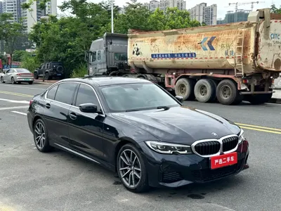 BMW 3 Series 2022, 92000 км, за 125800 CNY - фото 3