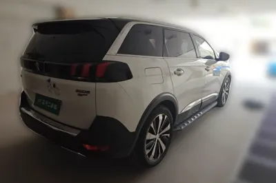 Peugeot 5008 2017, 90300 км, за 74345.93 CNY