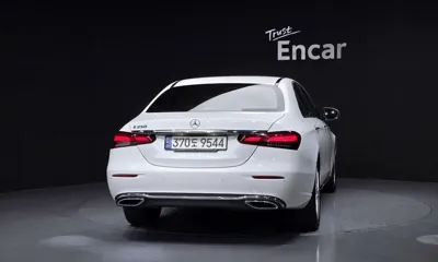 Mercedes-Benz E-Class 2022, 60797 км, за 37990000 KRW