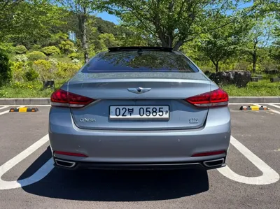 Hyundai Genesis 2016, 122748 км, за 12900000 KRW