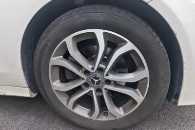 Mercedes-Benz C-Class 2017, 140500 км, за 69923.91 CNY - фото 8