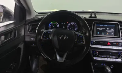 Hyundai Sonata 2019, 221969 км, за 7500000 KRW - фото 14