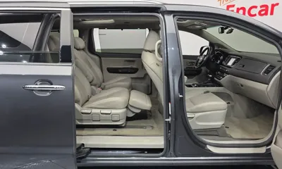 Kia Canival 2017, 135487 км, за 12500000 KRW - фото 19
