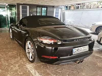 Porsche 718 2020, 63000 км, за 68000000 KRW
