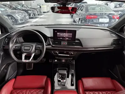 Audi SQ5 2023, 50500 км, за 243800 CNY - фото 6
